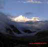 Гималайские фотографии.  Бхагиратхи на закате выглядят золотыми