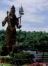 На въезде в Харидвар колоссальная статуя Шивы